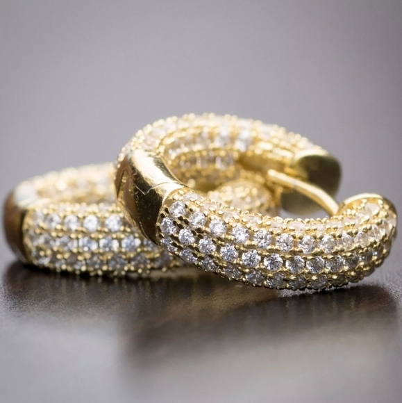 Micropave gold huggie earring; nwot - Picture 2 of 5